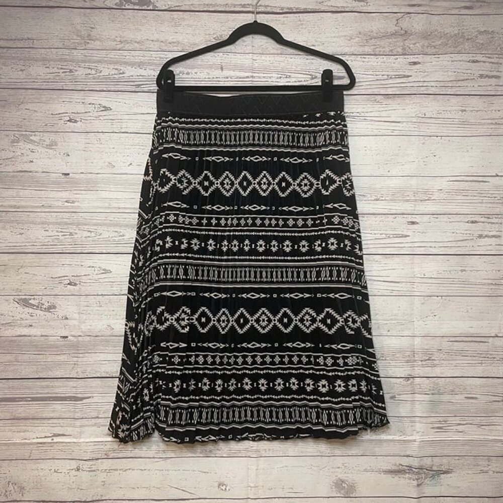 LuLaRoe Lola Skirt, Black and‎ Tan Size 2XL